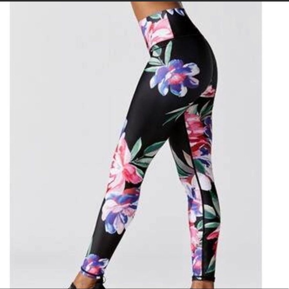 Carbon38 Women’s Romantic Floral Black/Pink/Green High-Rise Leggings Small